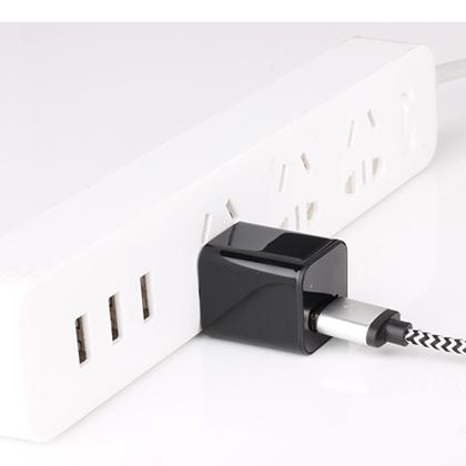 電源型隠しカメラ